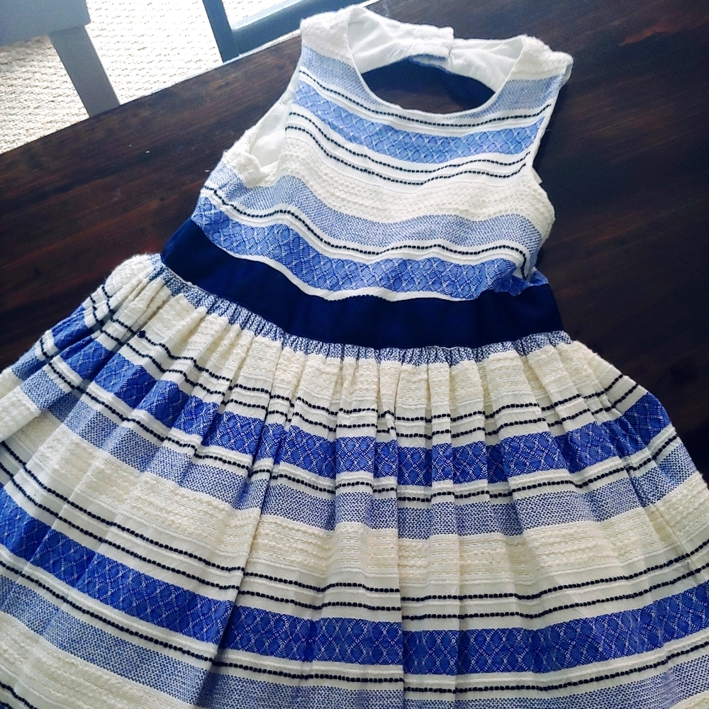 Girls sleeveless dress